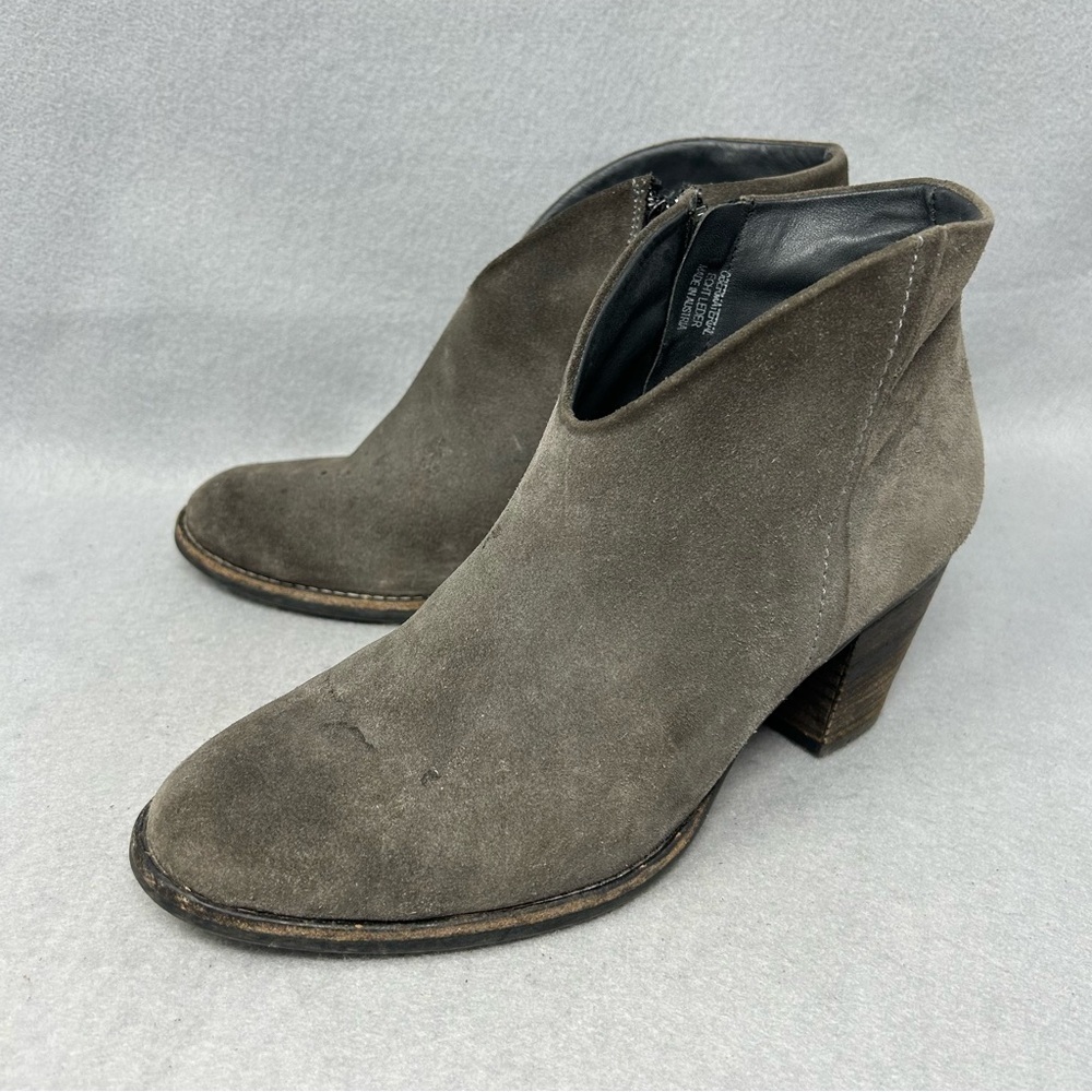 Paul Green Delgado Gray Suede Distressed  Ankle Boots/ Booties, Women’s Sz 7.5